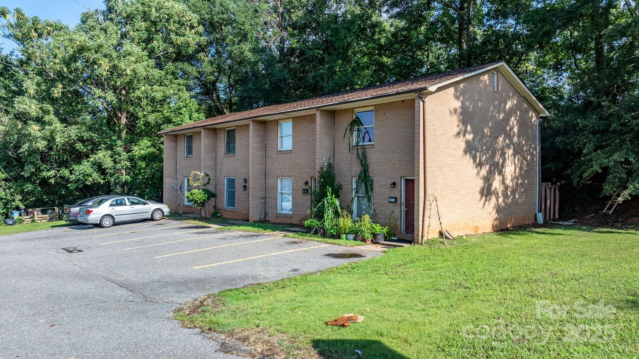 103 Ramsey Street, Morganton, NC. property listing photo