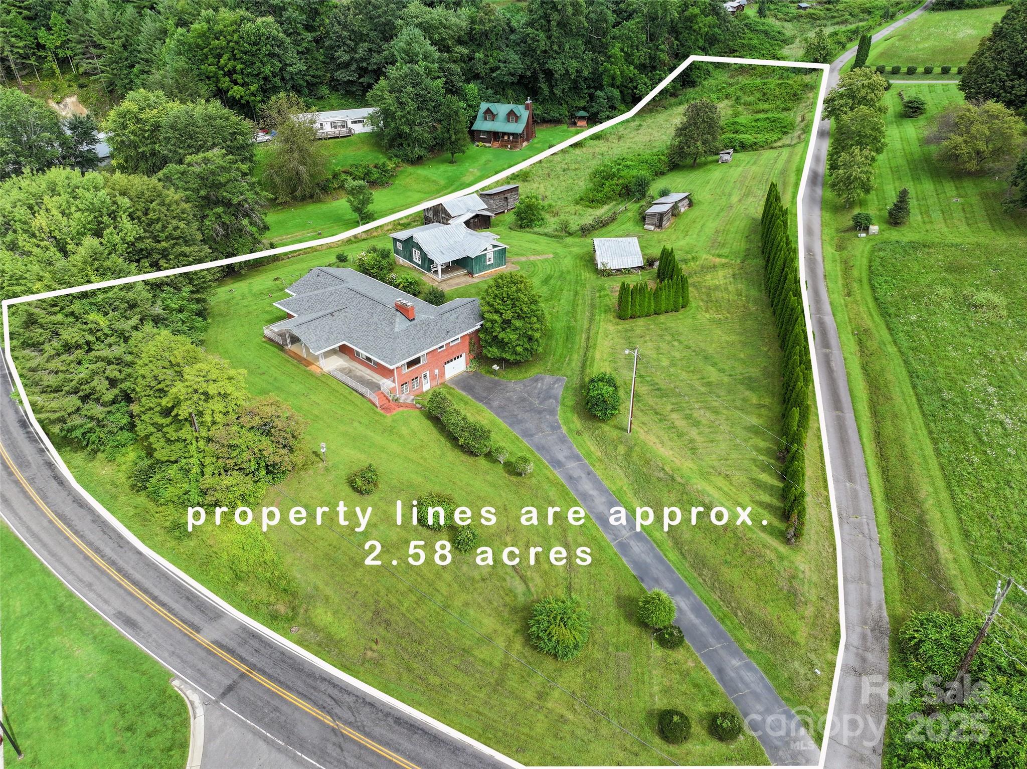 5 Noland Downs Road, Waynesville, NC. property listing photo