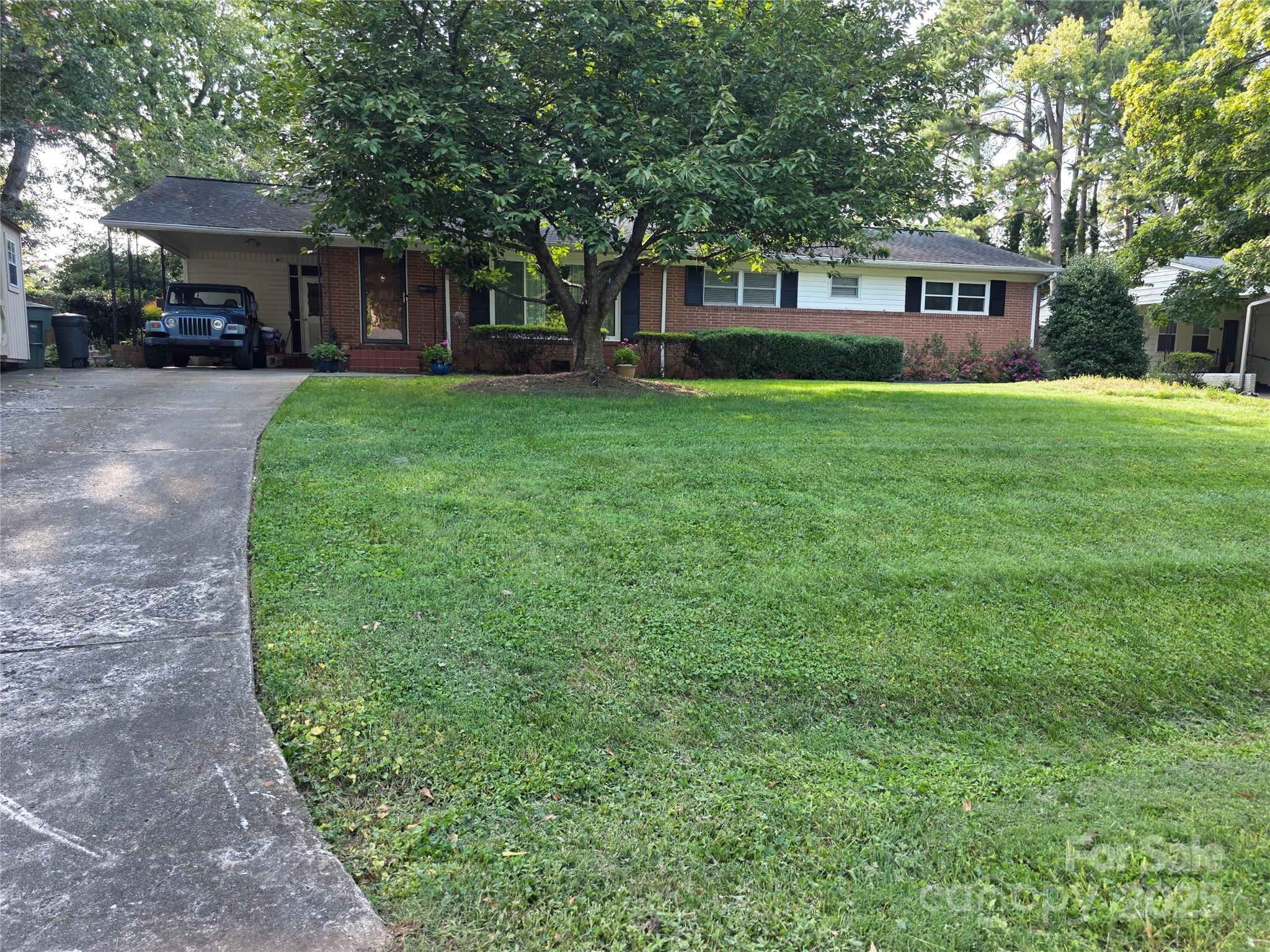 637 Downey Place, Gastonia, NC. property listing photo