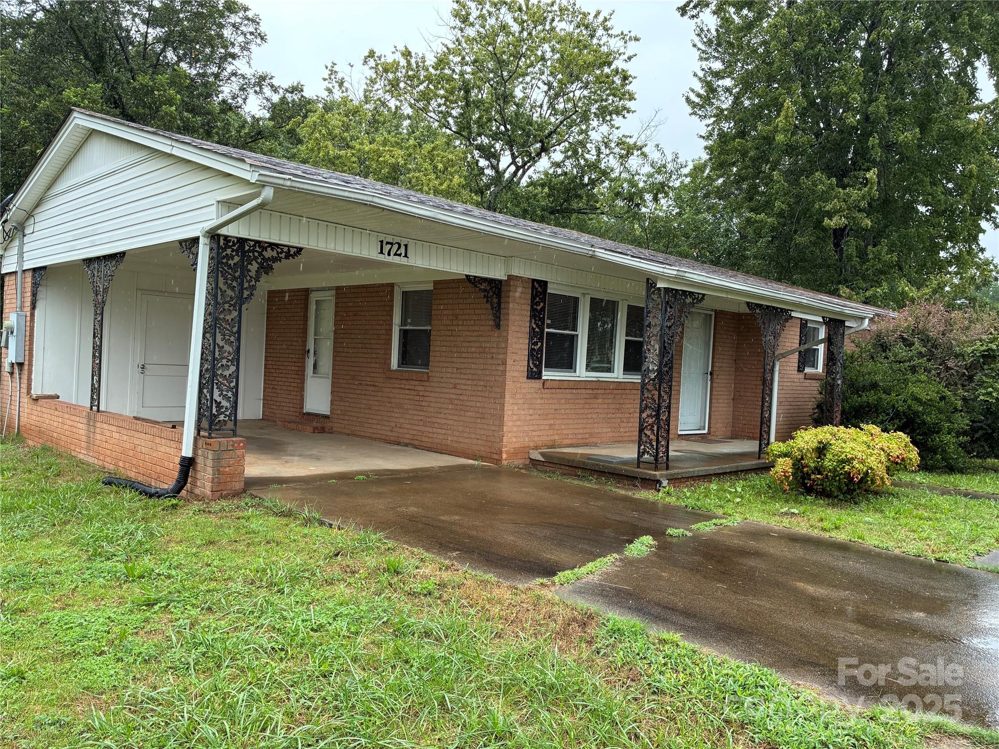 1721 Post, Shelby, NC. property listing photo