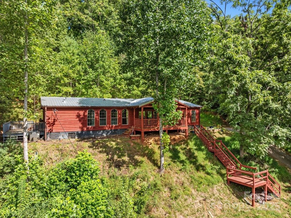 24 Libby Apt 6, Weaverville, NC. property listing photo