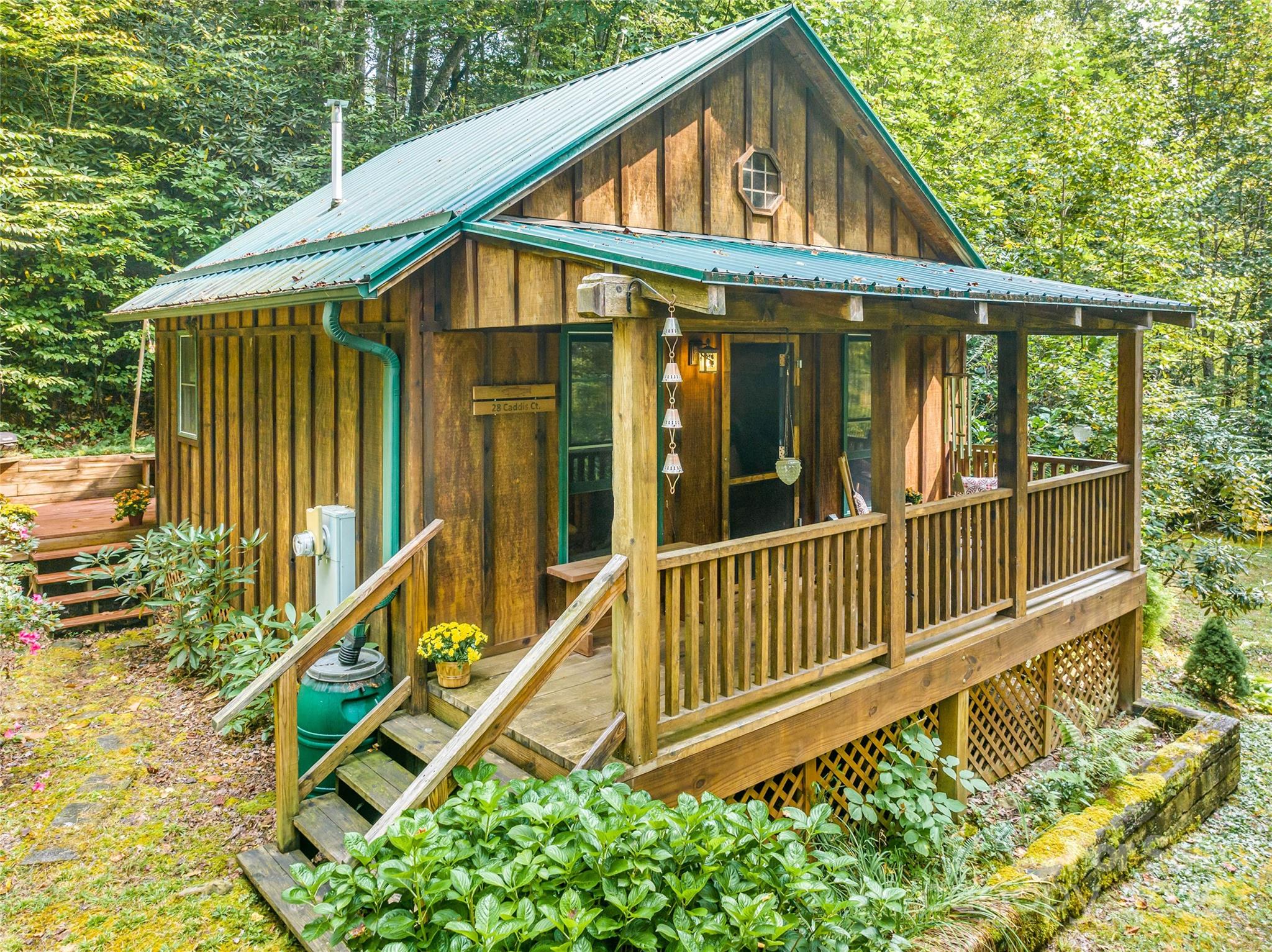 28 Caddis Court, Marshall, NC. property listing photo