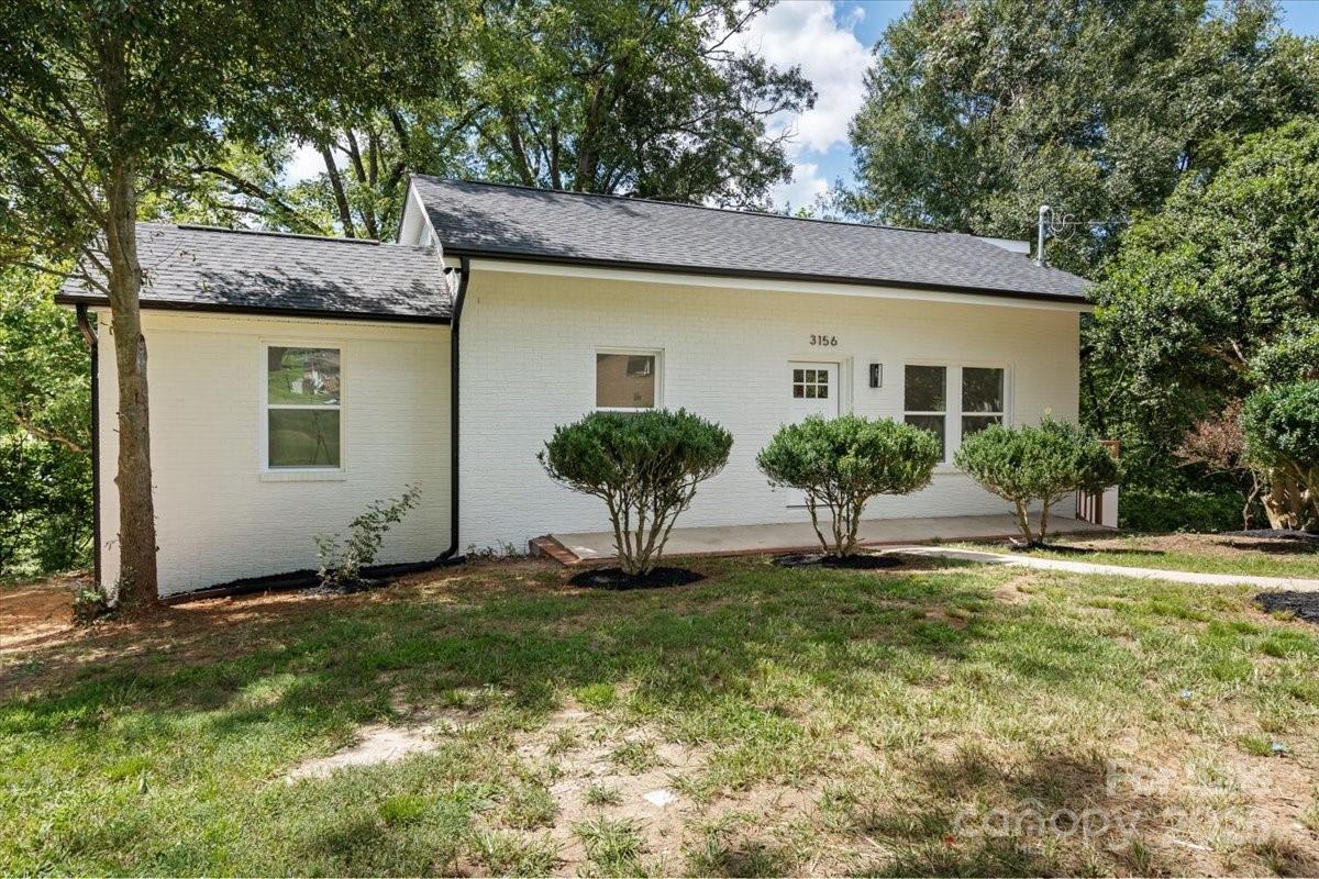 3156 Long Shoals, Lincolnton, NC. property listing photo