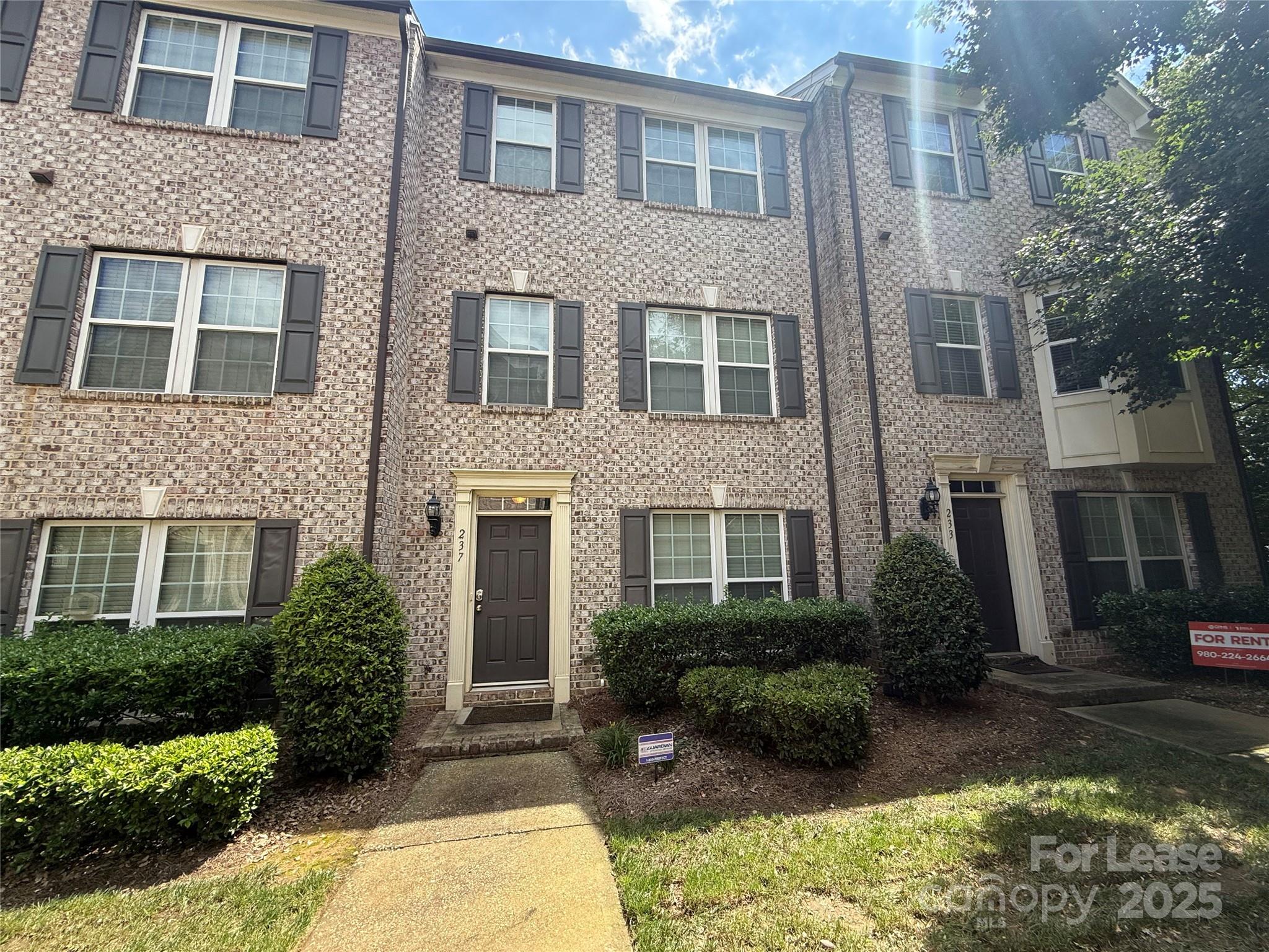 237 Irwin, Charlotte, NC. property listing photo