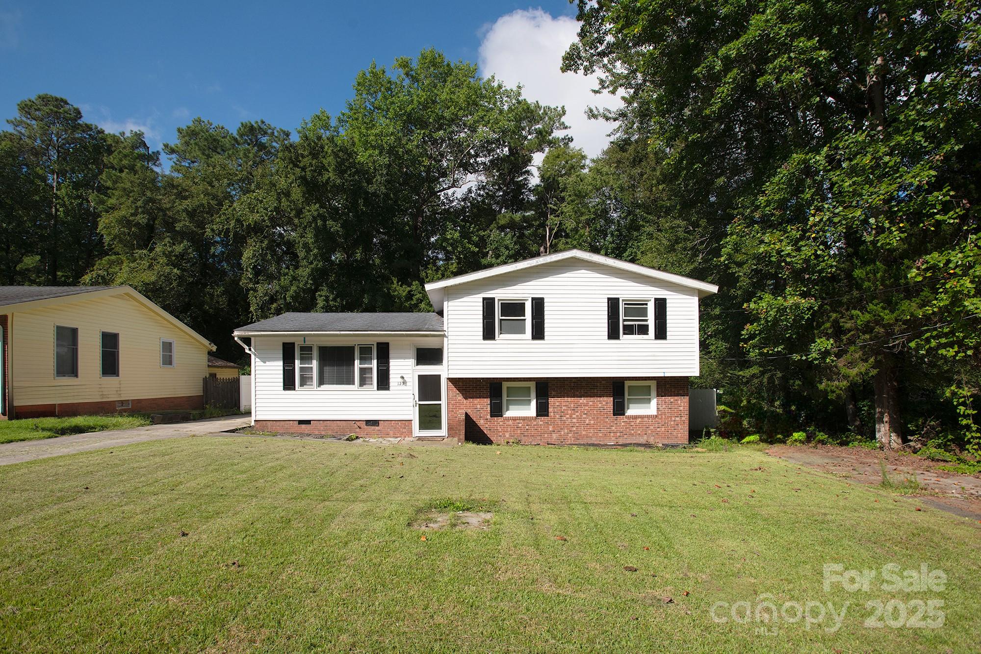129 Woodland Drive, Havelock, NC. property listing photo