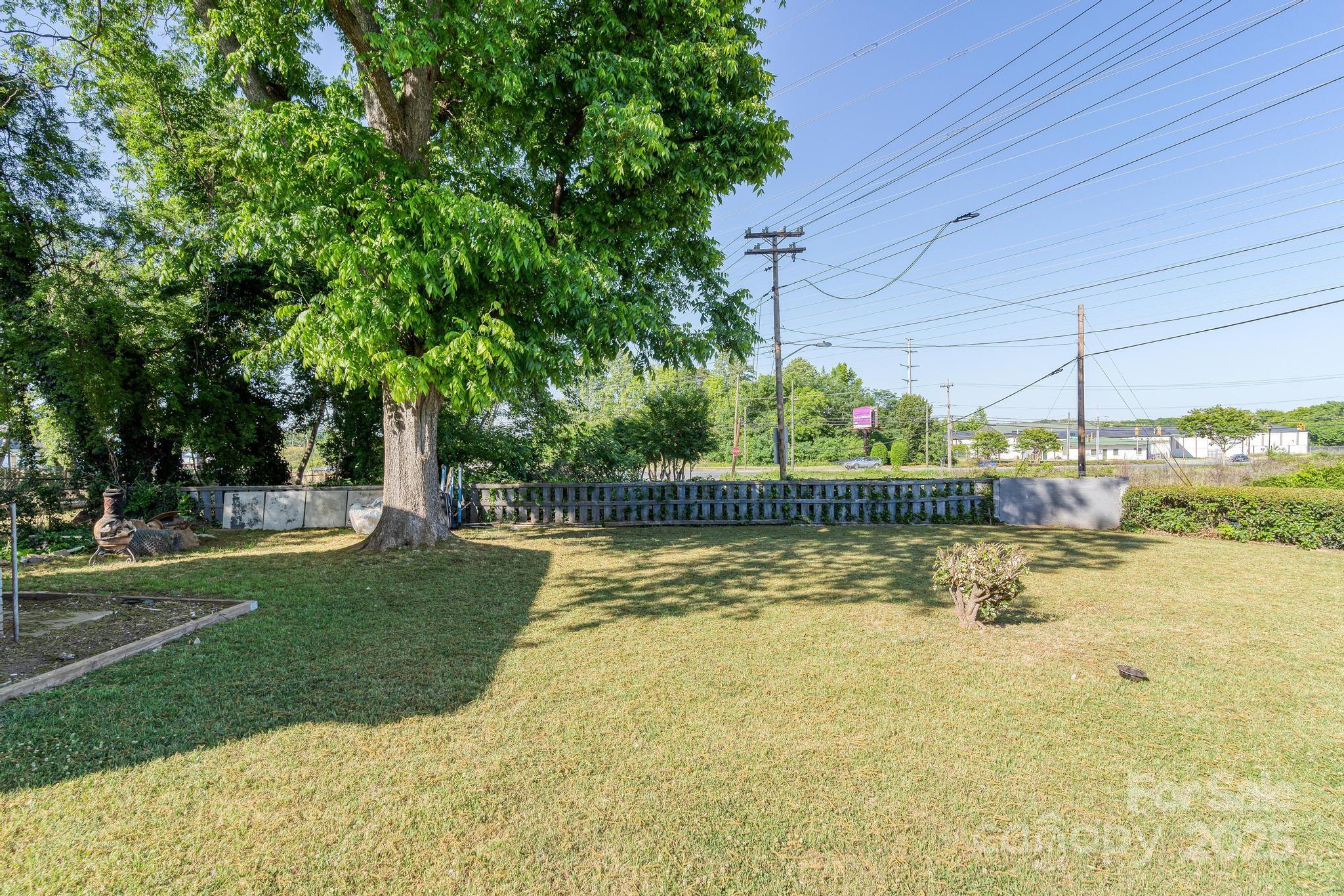 114 Norwood, Charlotte, NC. property listing photo