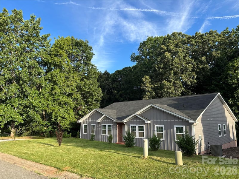 4054 belle meade Circle, Belmont, NC - 4 beds, 4.5 baths, 3,012 sqft - $649,995