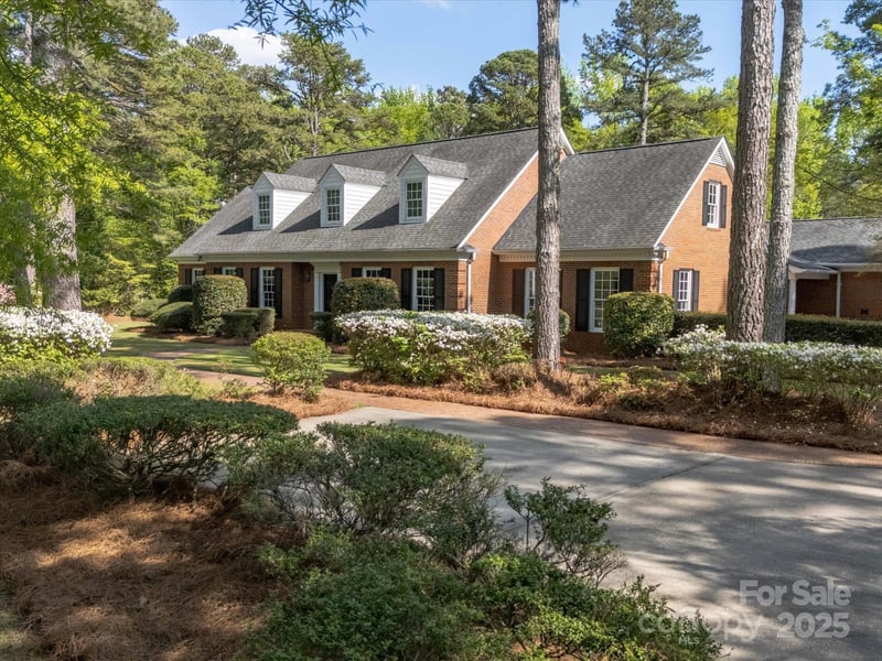 216 Anderson, Pageland, SC - 3 beds, 4 baths, 3,816 sqft - $910,000