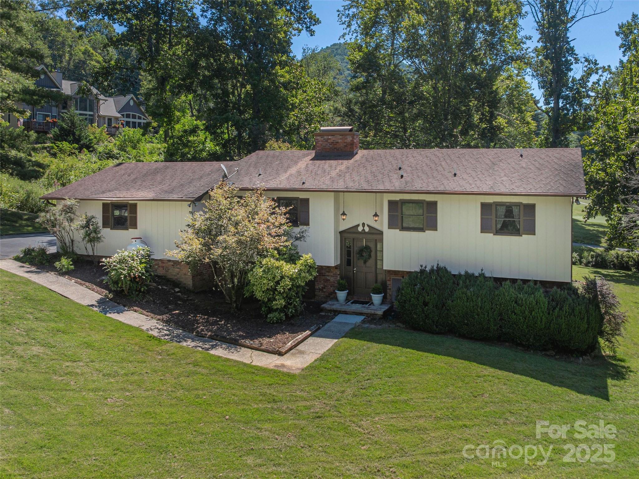 85 Dawn, Canton, NC. property listing photo