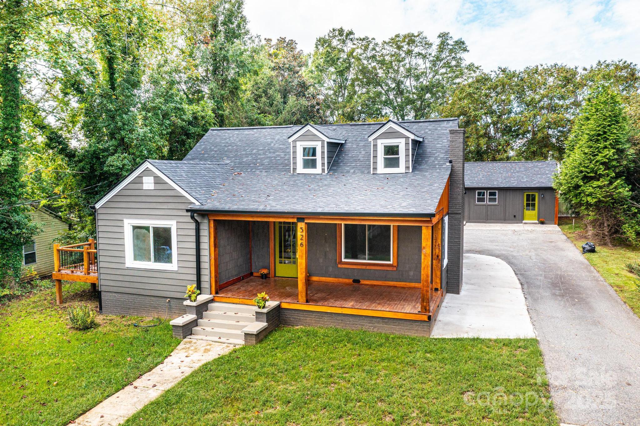 526 Kentwood Street SW, Lenoir, NC. property listing photo