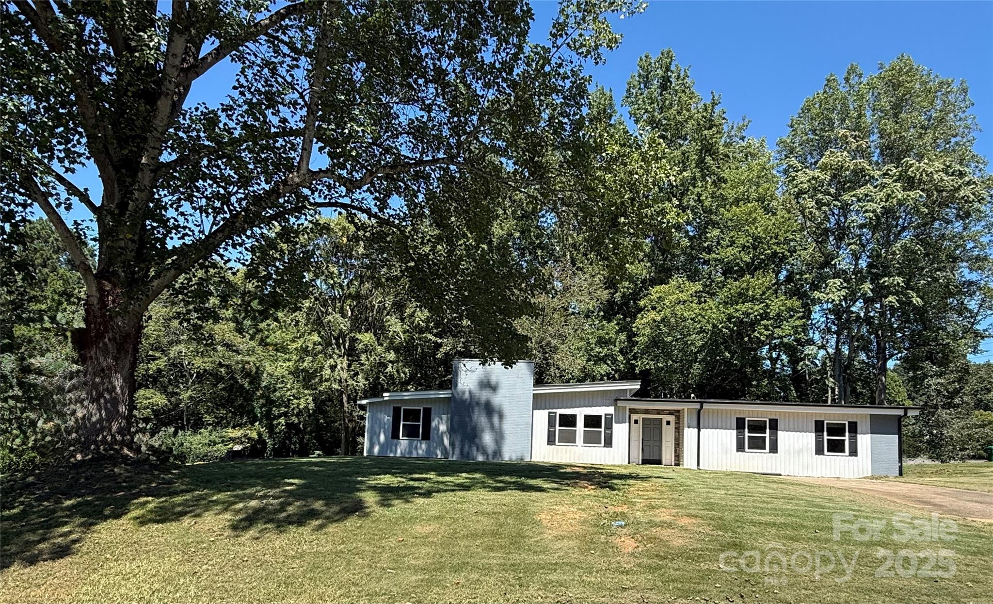 137 Forest Hills, Gaffney, SC. property listing photo
