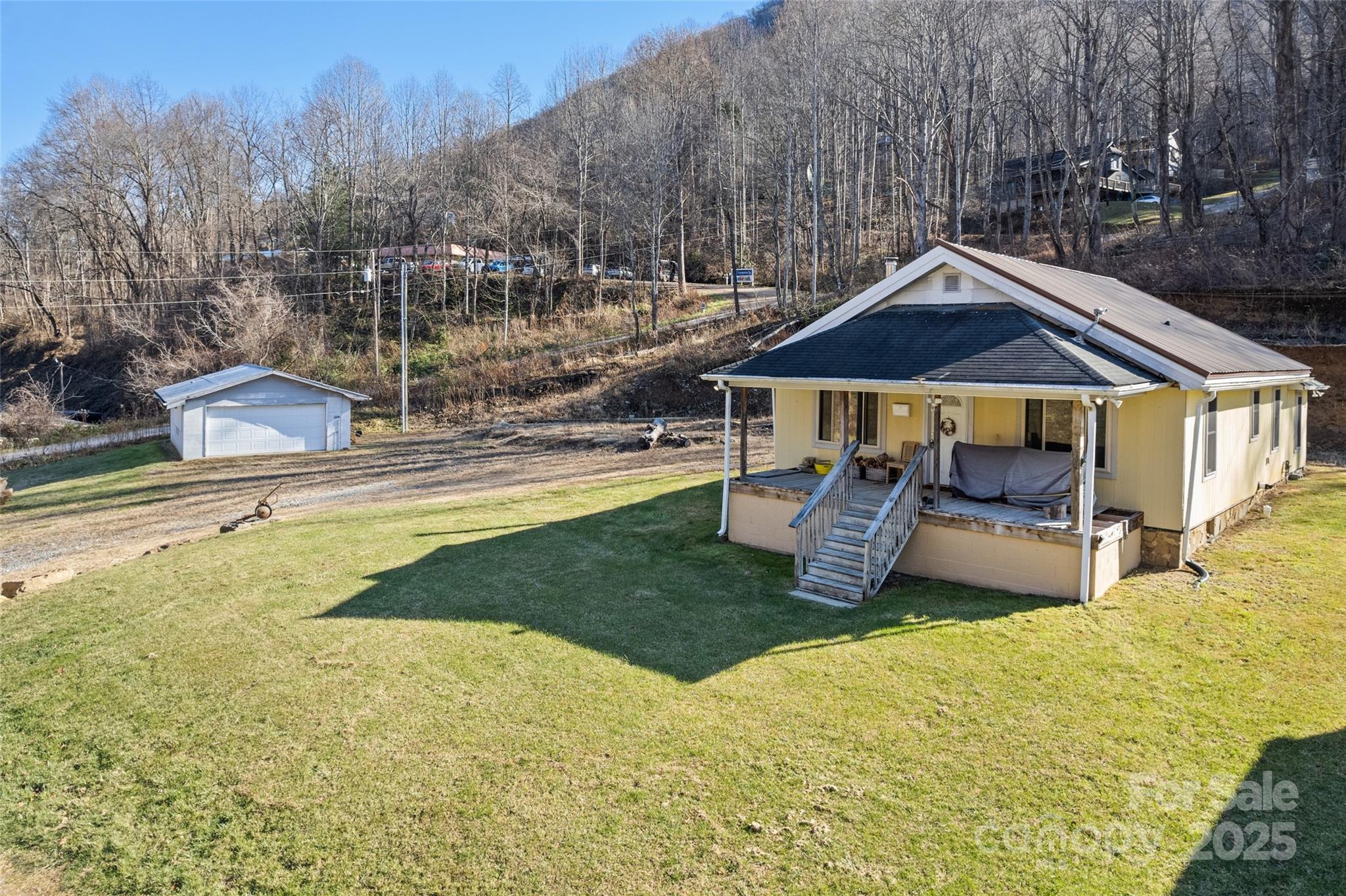 3009 Dellwood, Waynesville, NC. property listing photo