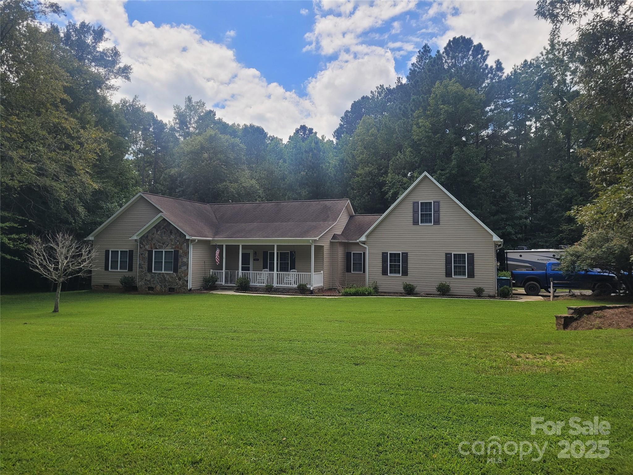 320 McClamrock Road, Mocksville, NC. property listing photo