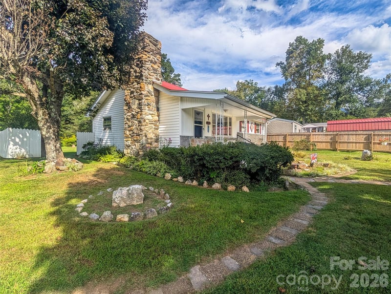 165 Cattail Creek Road, Burnsville, NC - 3 beds, 1 bath, 1,450 sqft - $335,000