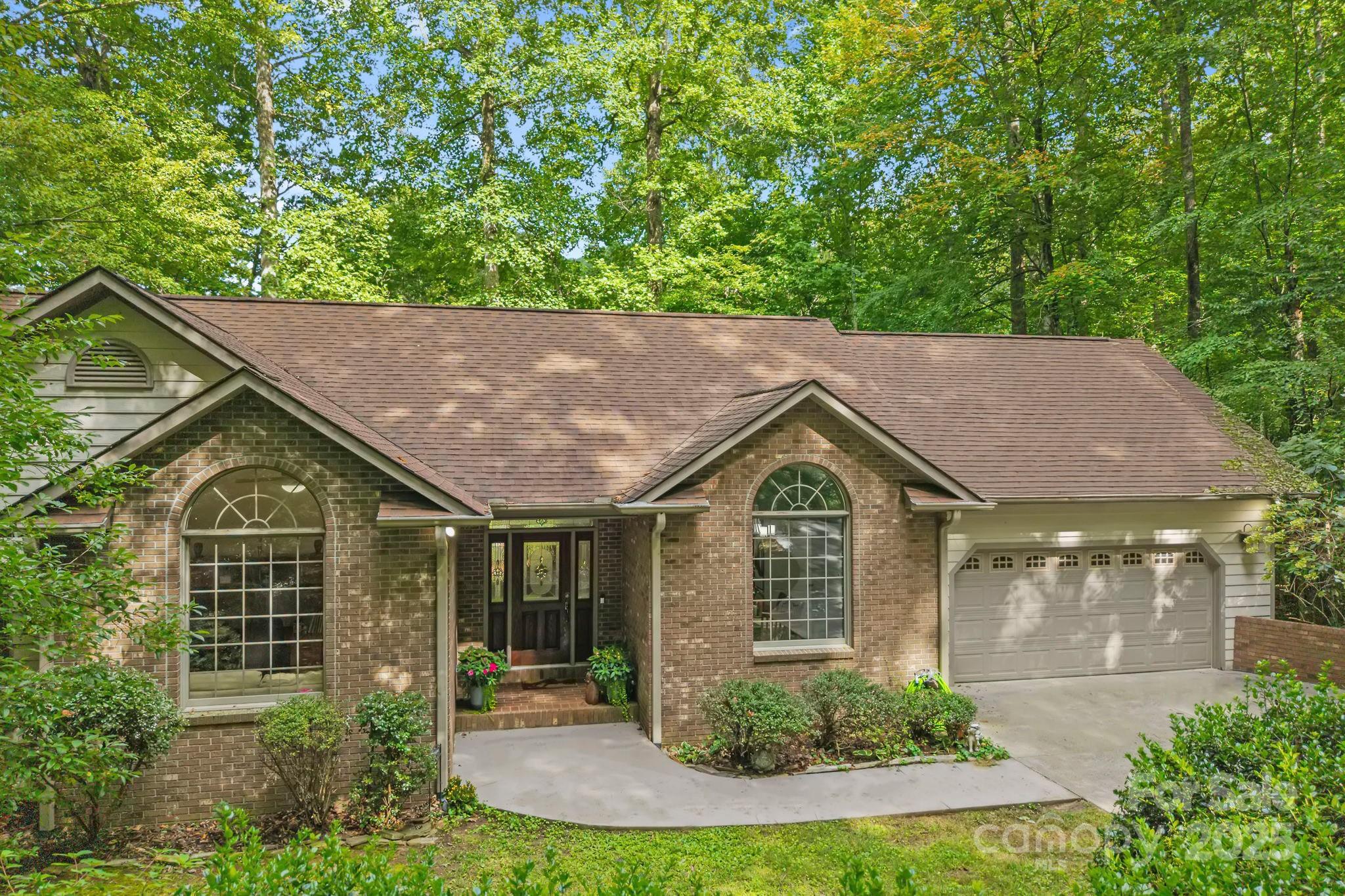 458 Blue Mist Way, Arden, NC. property listing photo