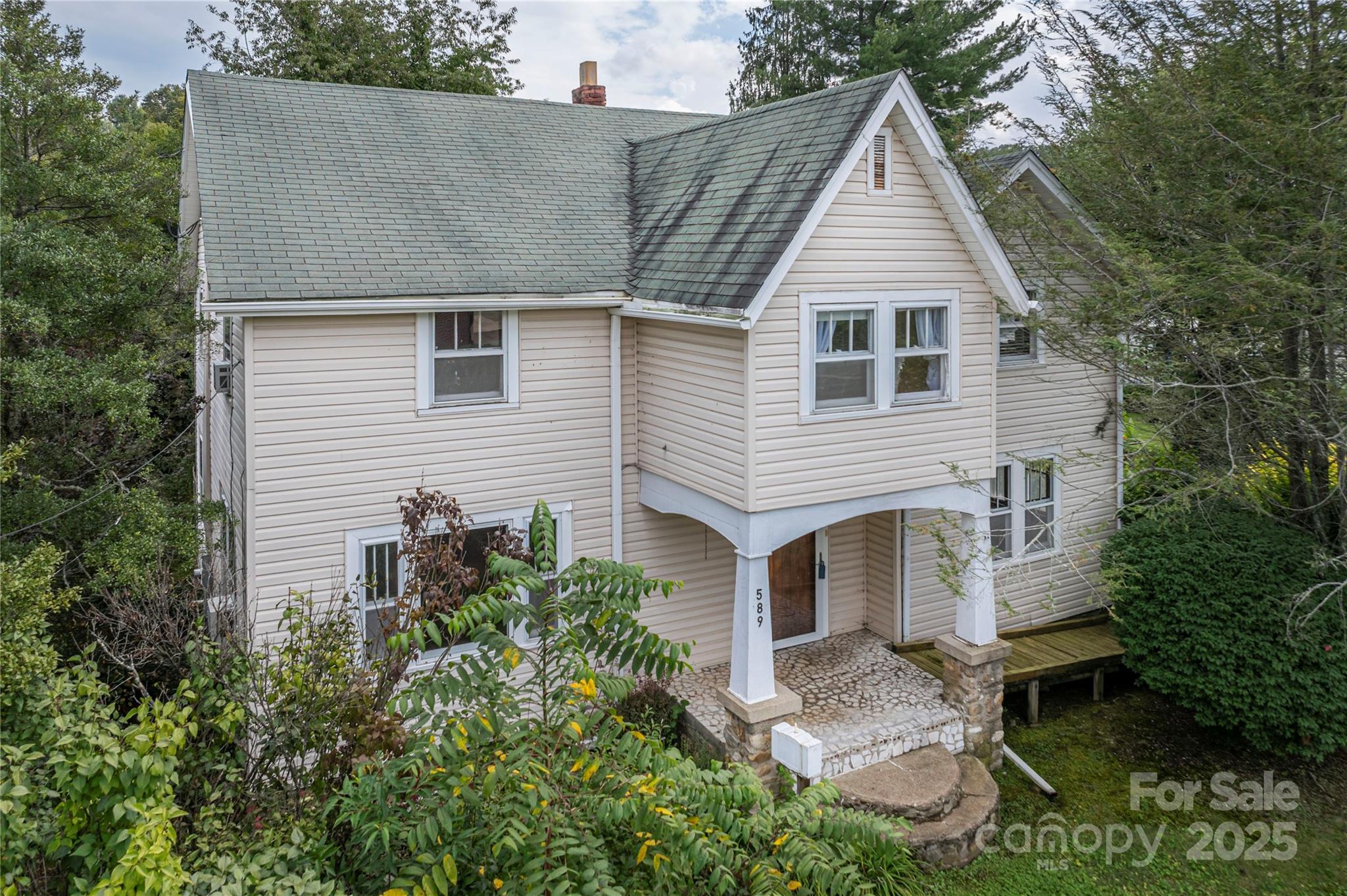 589 Pisgah Drive, Canton, NC. property listing photo