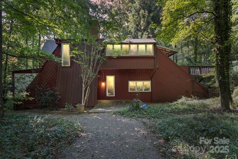 1715 Union, Matthews, NC - 4 beds, 4 baths, 3,300 sqft - $799,999