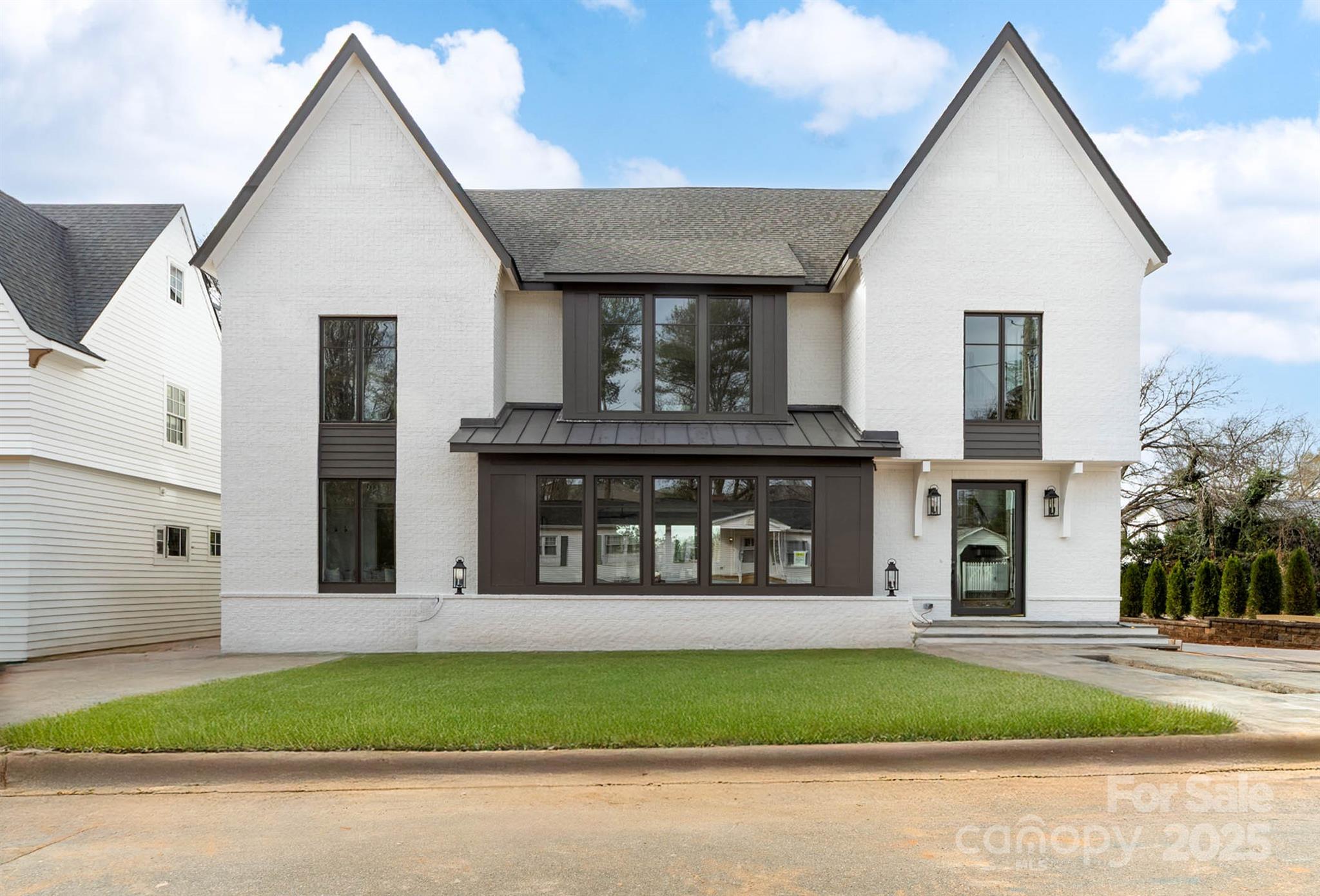 216 Walnut Street, Davidson, NC. property listing photo