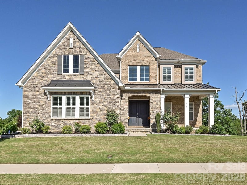 315 W Waterlynn Road, Mooresville, NC - 6 beds, 5.5 baths, 6,078 sqft - $1,250,000
