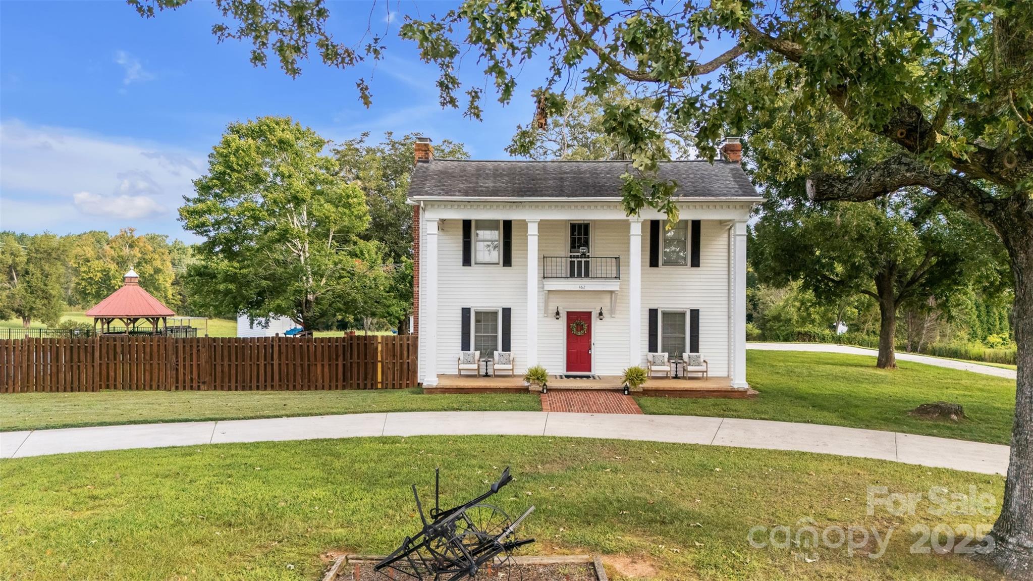 462 Mock Mill, Statesville, NC. property listing photo