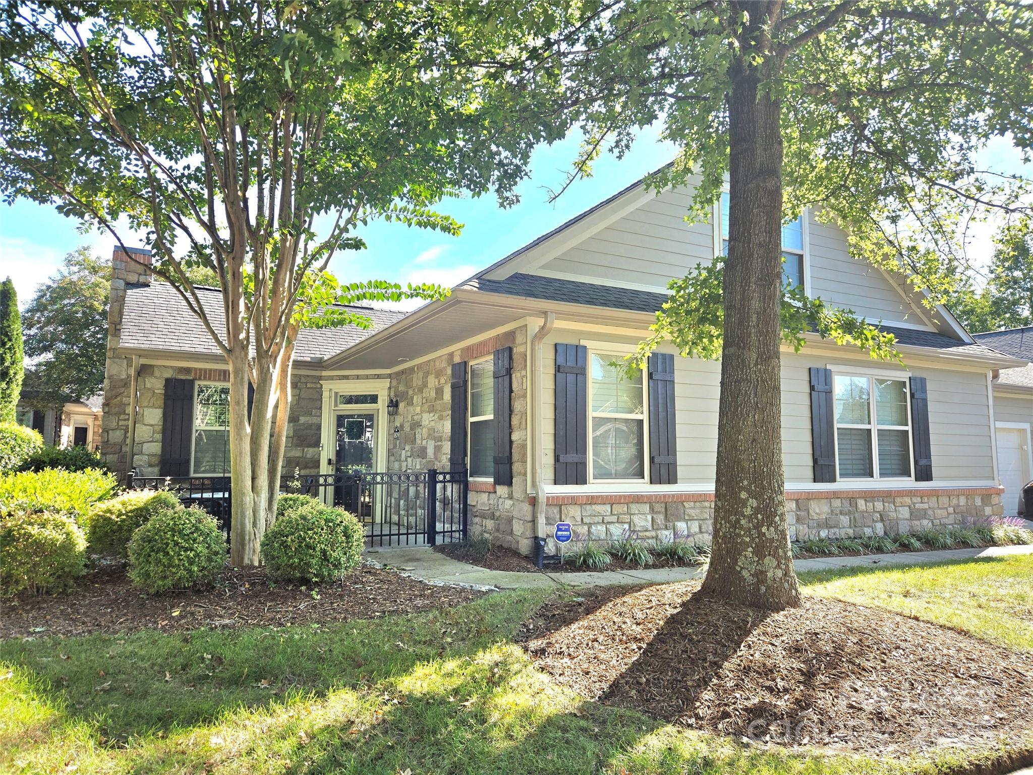 809 Ledgestone Court, Fort Mill, SC. property listing photo