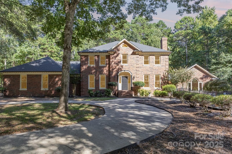 15655 Highway 601 Highway, Midland, NC - 3 beds, 3.5 baths, 3,764 sqft - $915,000