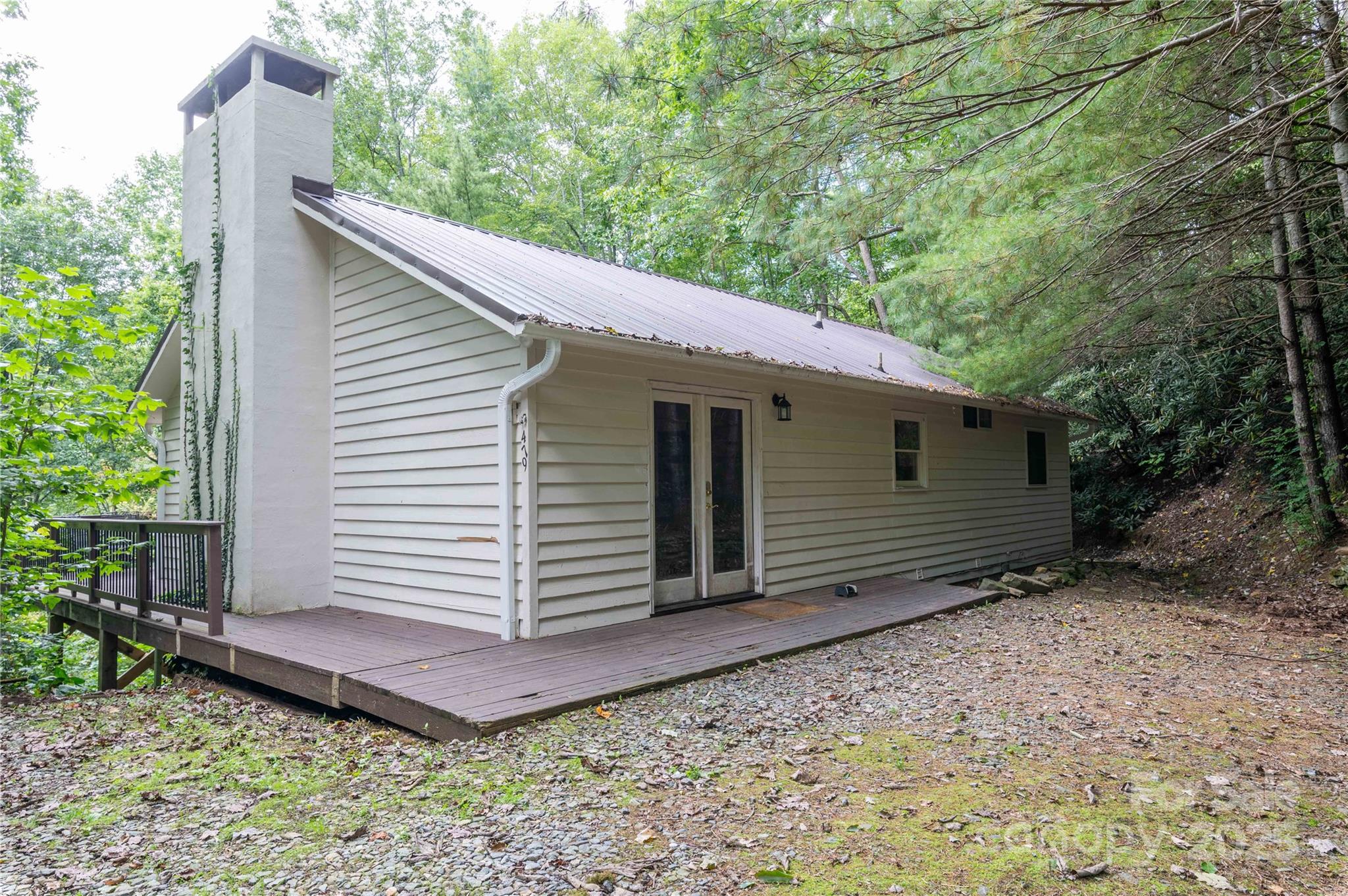479 Big Ridge Road, Burnsville, NC. property listing photo