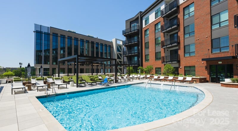 1711 Commonwealth Avenue S1, Charlotte, NC - 1 bed, 1 bath, 567 sqft - $1,706