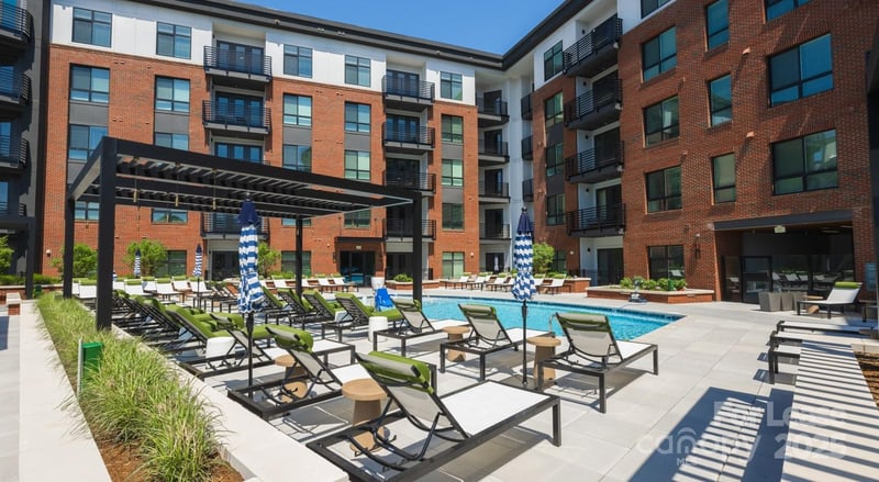 1711 Commonwealth Avenue B2, Charlotte, NC - 2 beds, 2 baths, 1,115 sqft - $3,152