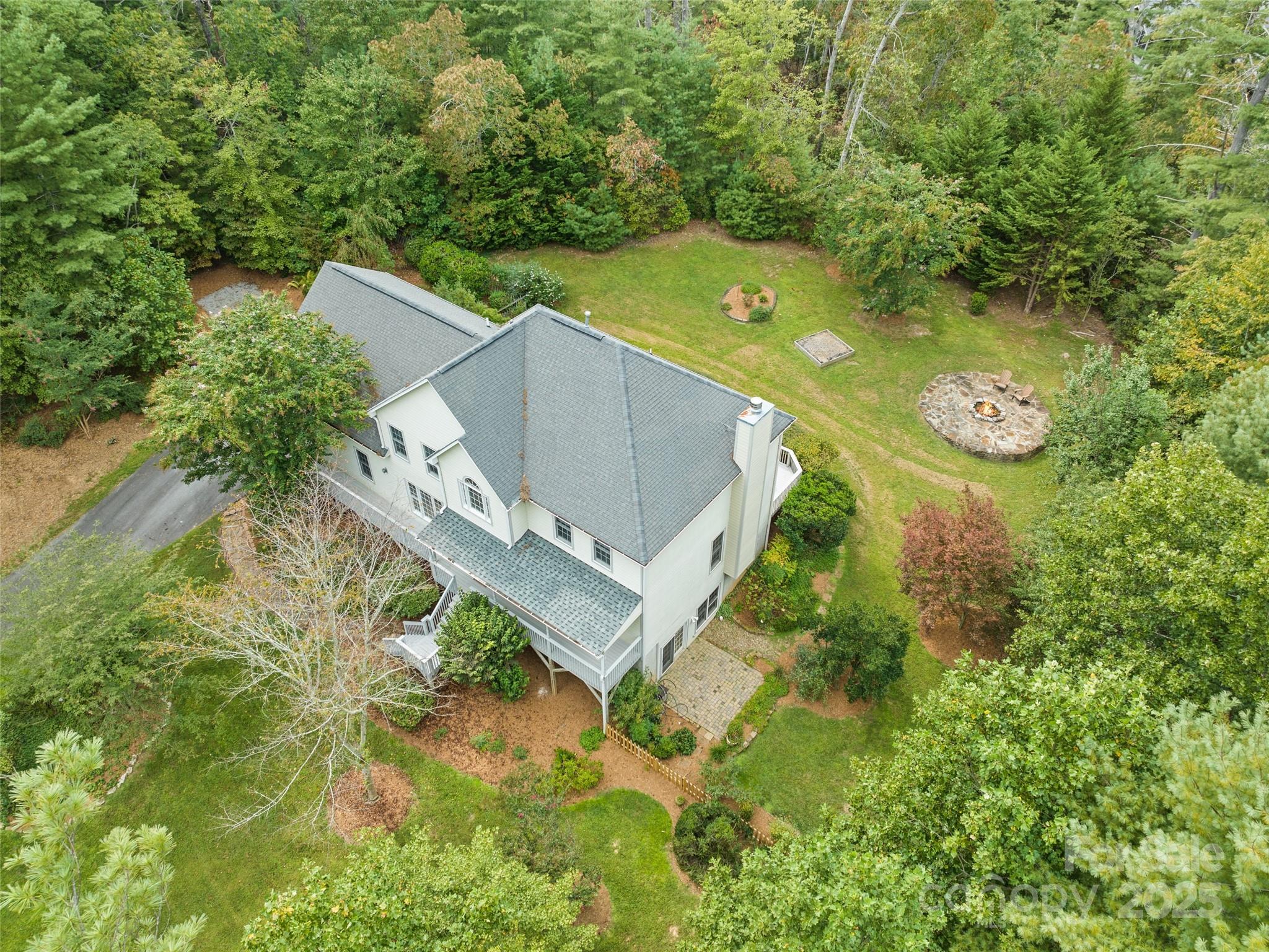 6 Dogwood Lane, Fletcher, NC. property listing photo