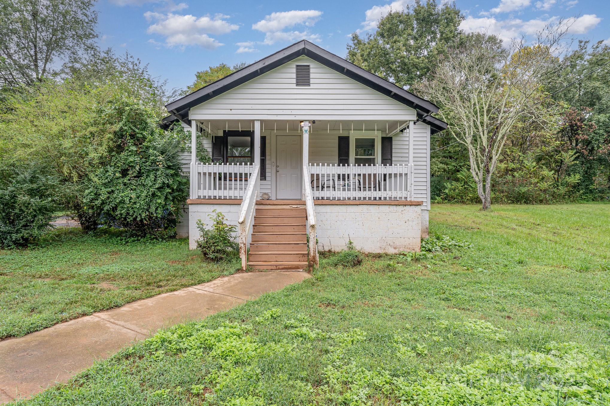 1716 Younger, Statesville, NC. property listing photo