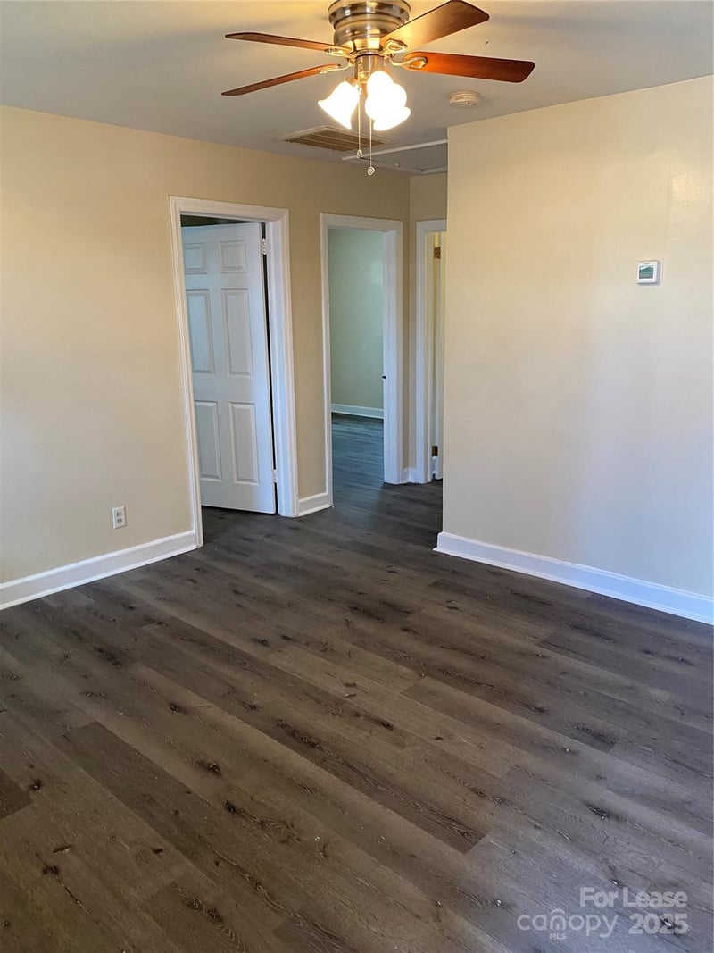 3100 Zircon Street Apt 1, Charlotte, NC - 2 beds, 1 bath - $1,200