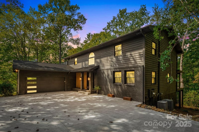131 Jonadel Court, Lake Lure, NC - 3 beds, 4 baths, 4,590 sqft - $899,900
