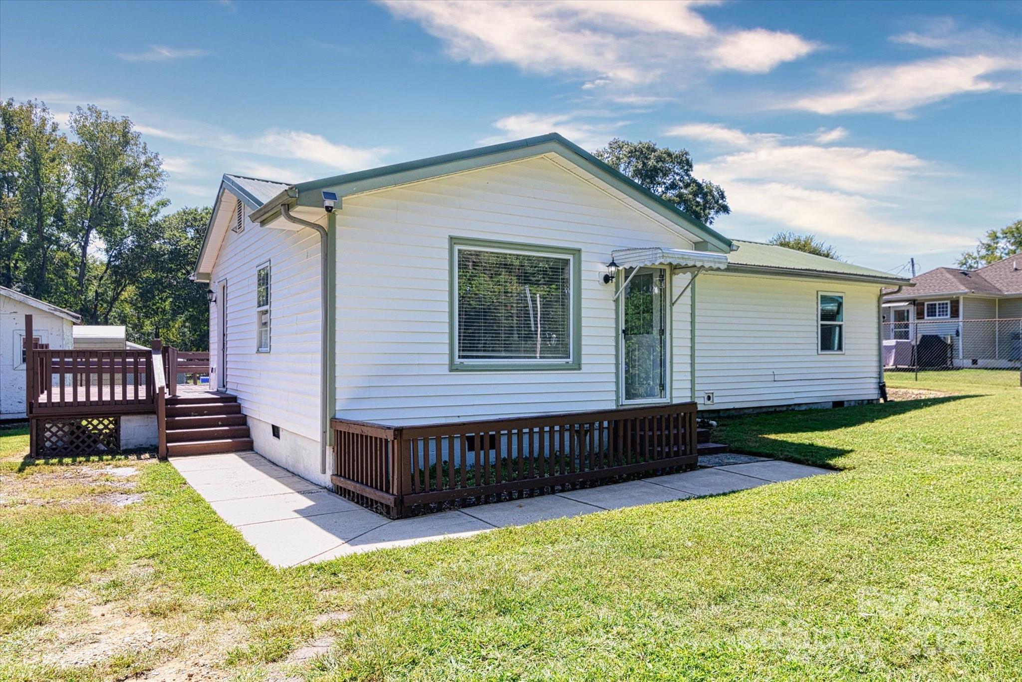 408 E Catawba Avenue, Mount Holly, NC. property listing photo