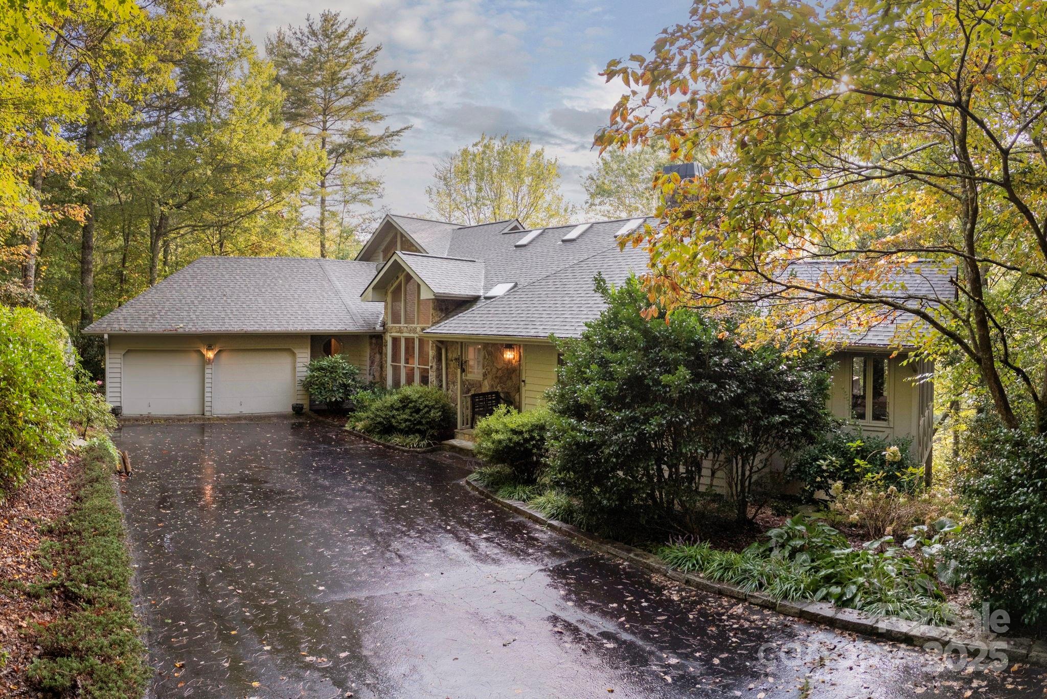 940 Winding Creek, Sapphire, NC. property listing photo