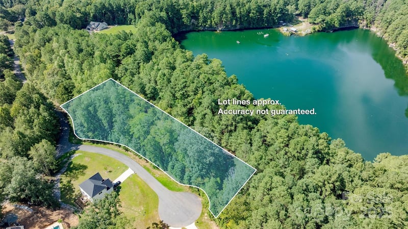 105 Quiet Trail Apt 7, Mooresville, NC -  - $158,000
