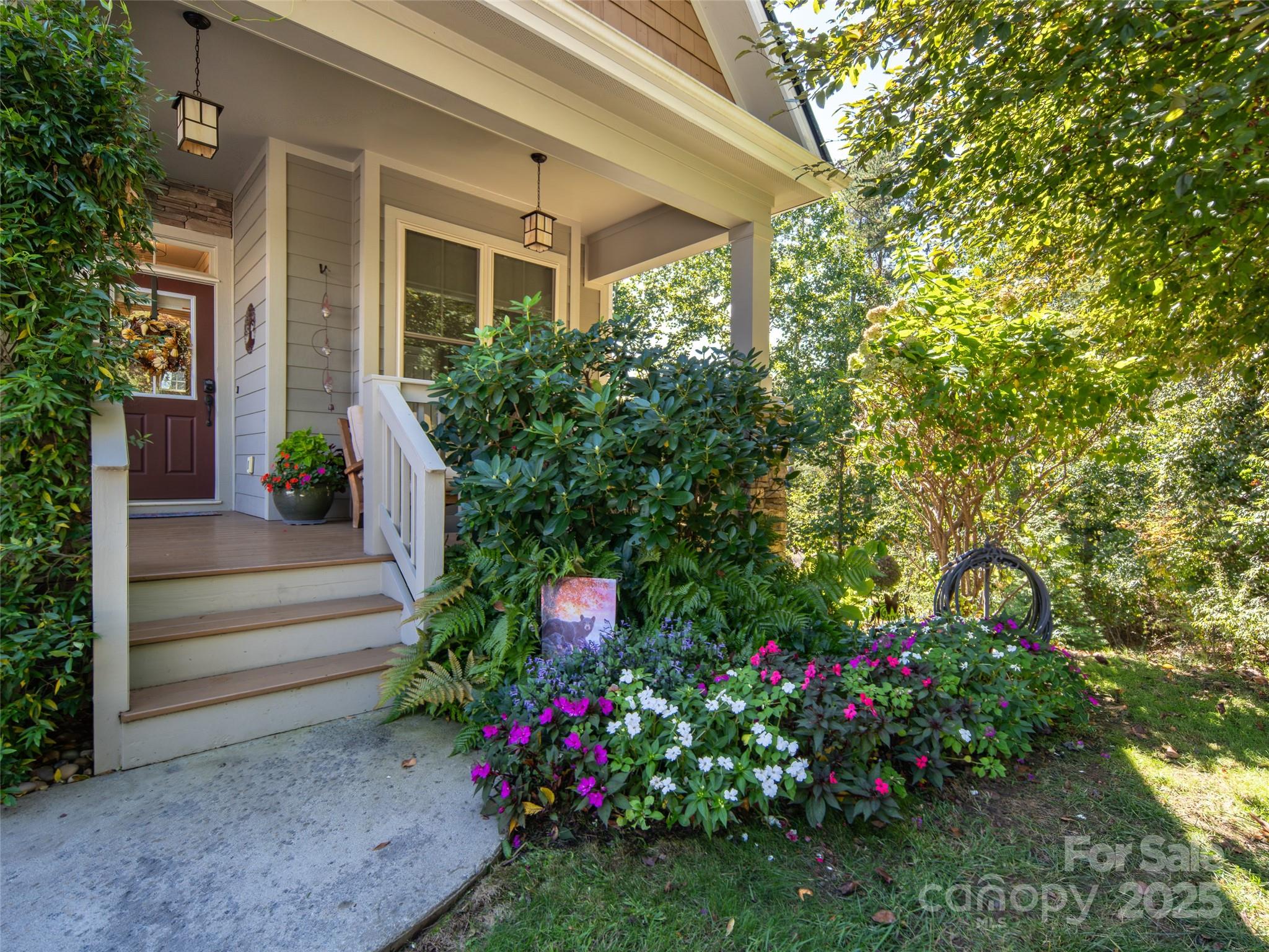 38 S Kaufman Stone Way, Biltmore Lake, NC. property listing photo