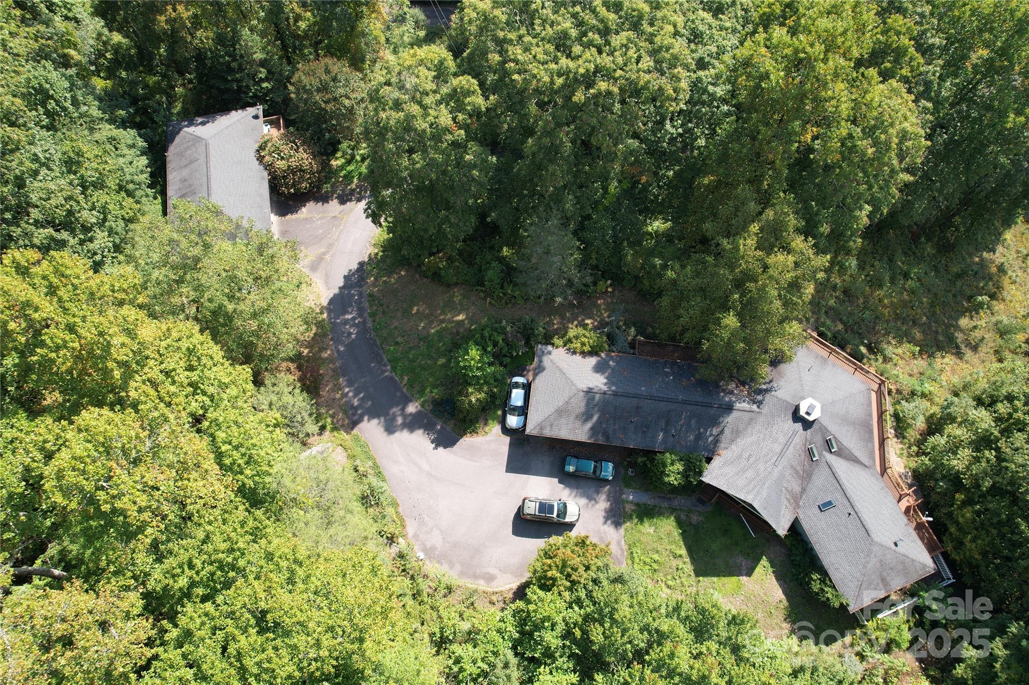 125 Winding Ridge Road, Fairview, NC. property listing photo