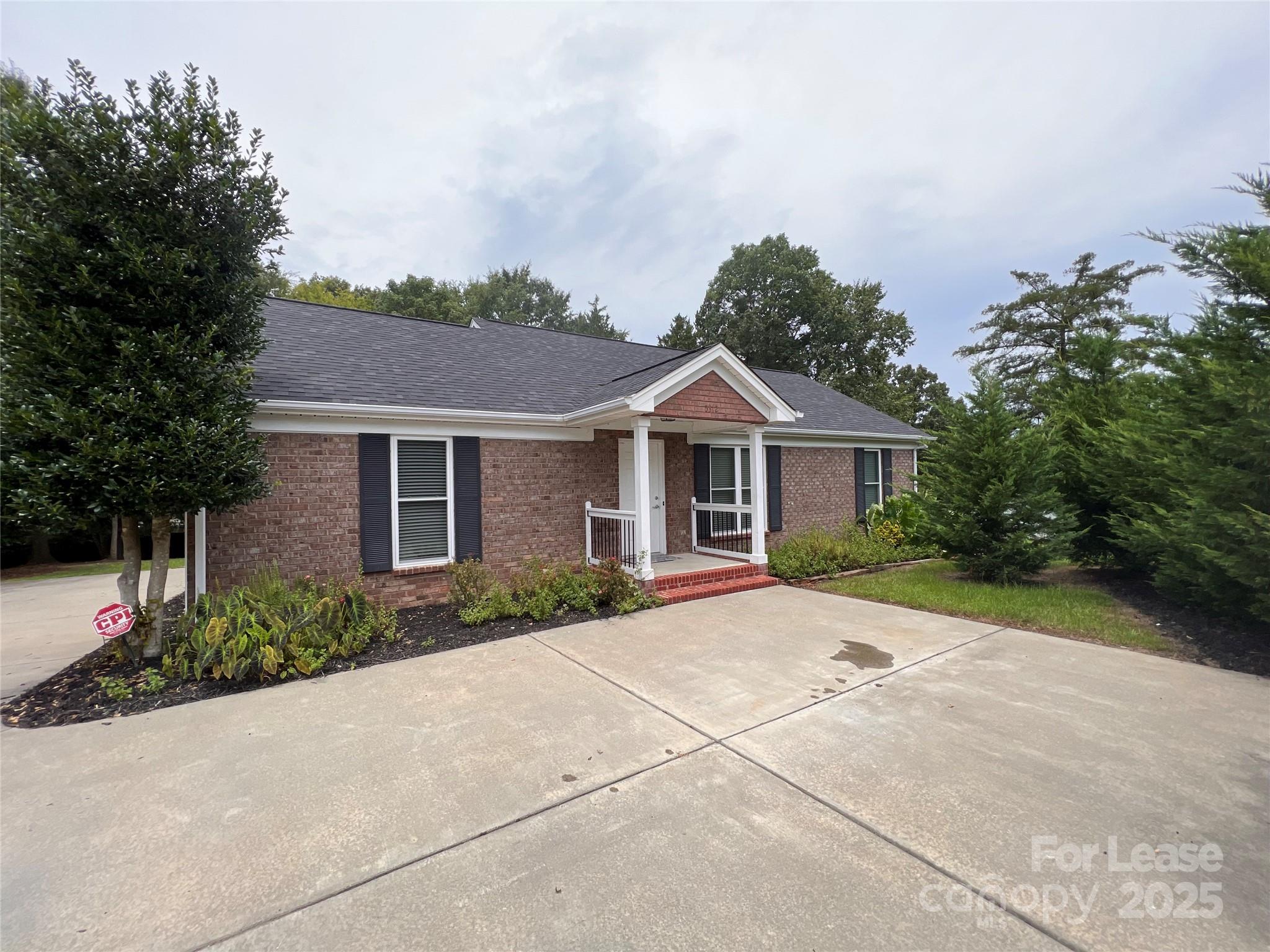 5312 Rea Road, Charlotte, NC. property listing photo
