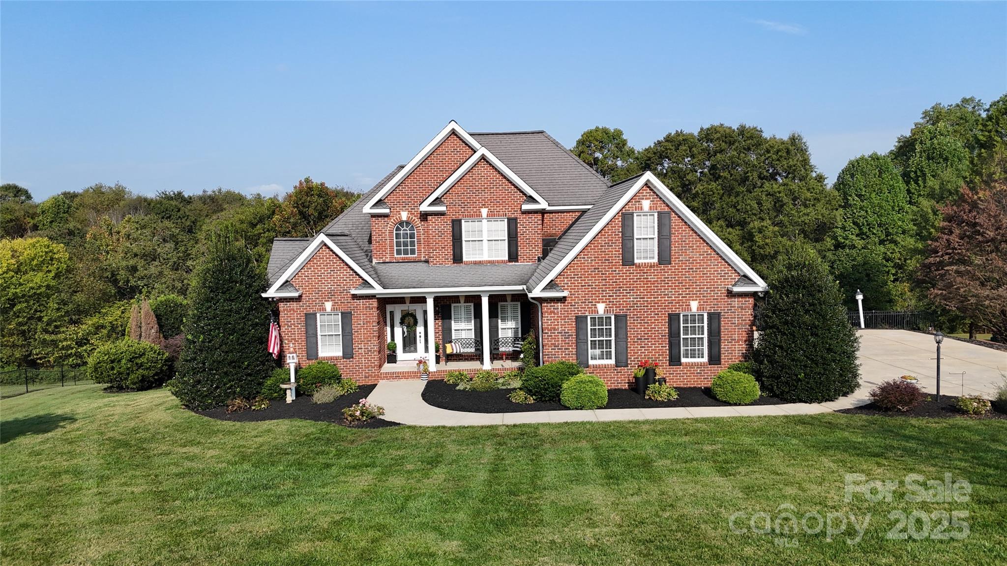 2400 Carriage, Lincolnton, NC. property listing photo