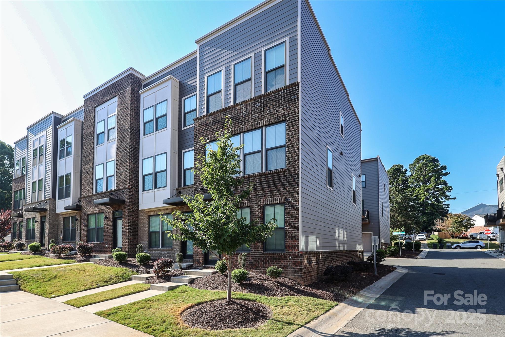 1104 Gleason Way, Charlotte, NC. property listing photo