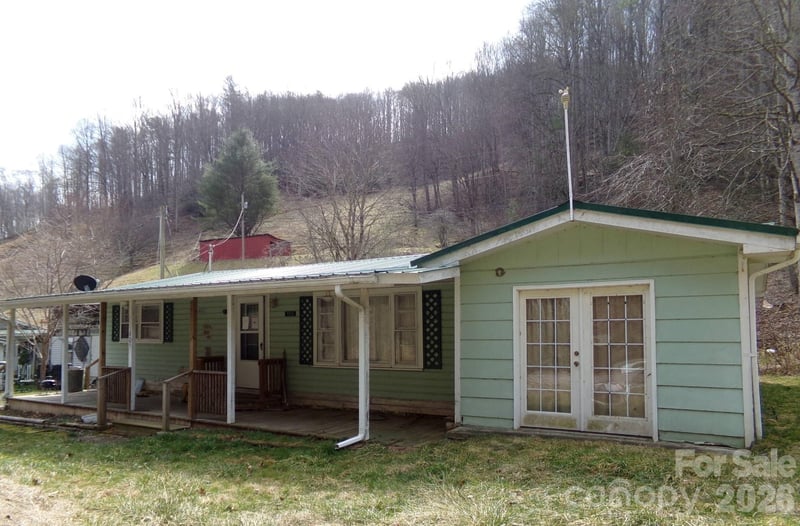 1905 Little Creek Road, Burnsville, NC - 2 beds, 1 bath, 1,150 sqft - $61,900