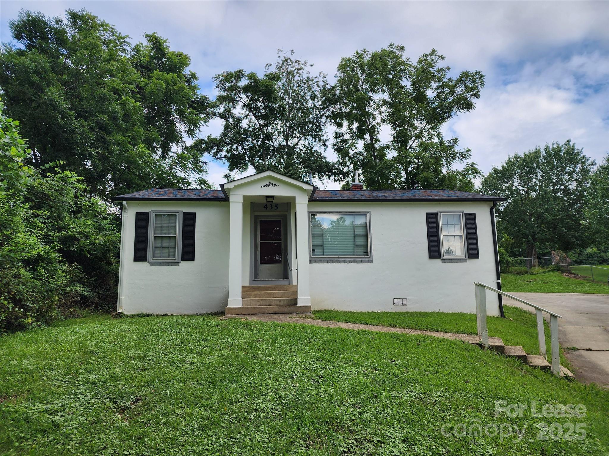 435 Rankin Street, Lenoir, NC. property listing photo