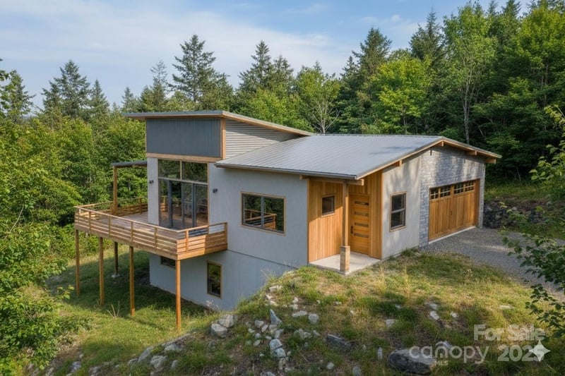 92 Senator Reynolds Road, Asheville, NC - 3 beds, 3.5 baths, 2,047 sqft - $1,650,000