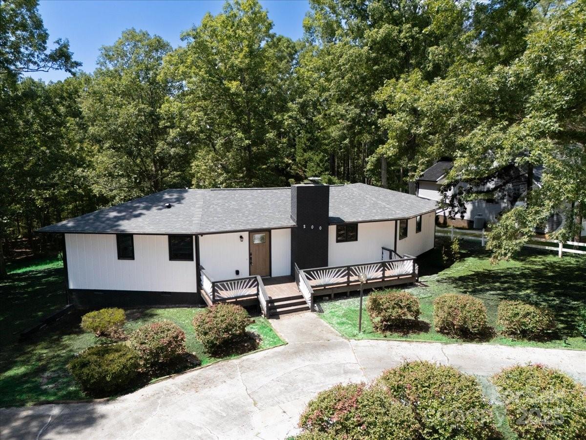 200 Lakeview Road, Albemarle, NC. property listing photo