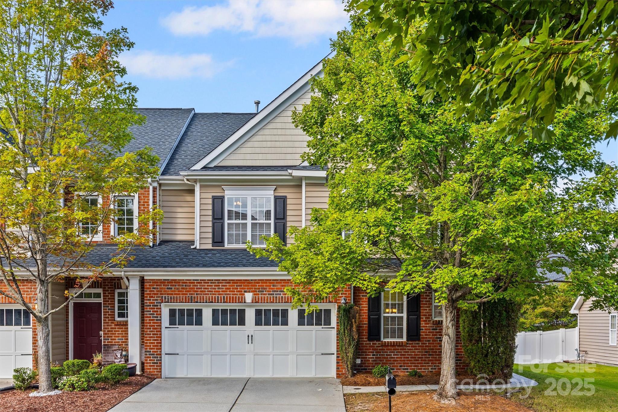 11022 Lucky Horseshoe Lane, Charlotte, NC. property listing photo
