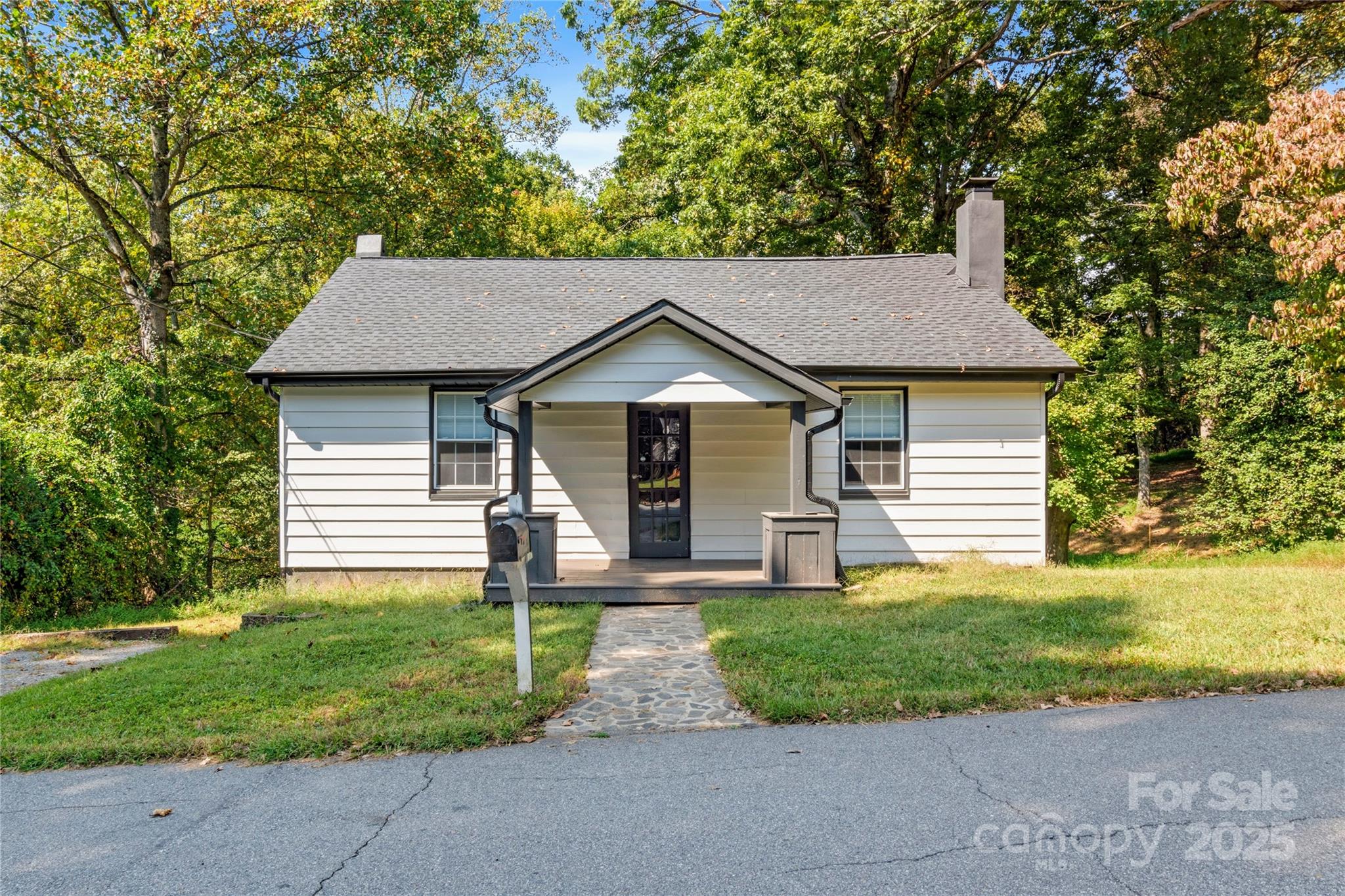 270 Northwood, Elkin, NC. property listing photo