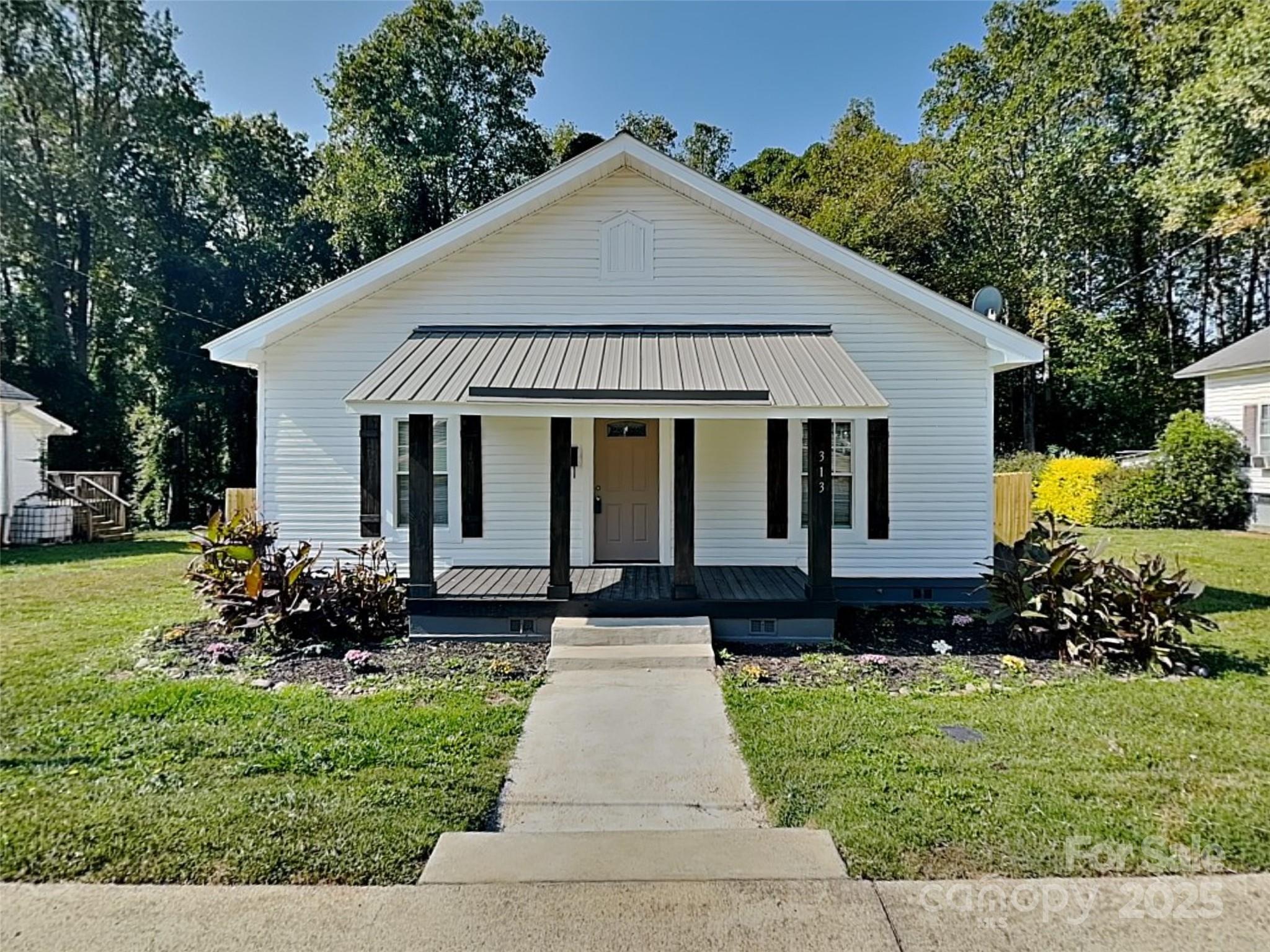 313 Bruce Avenue, Mooresville, NC. property listing photo