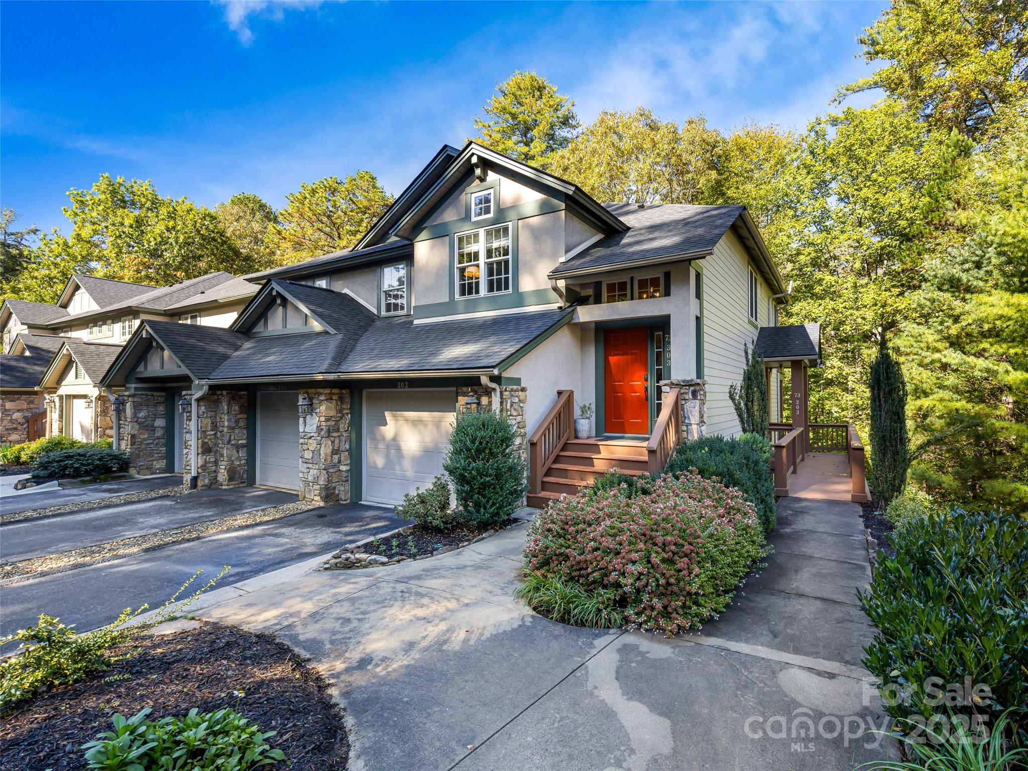 73 Ridgetop Circle Apt 303, Brevard, NC. property listing photo