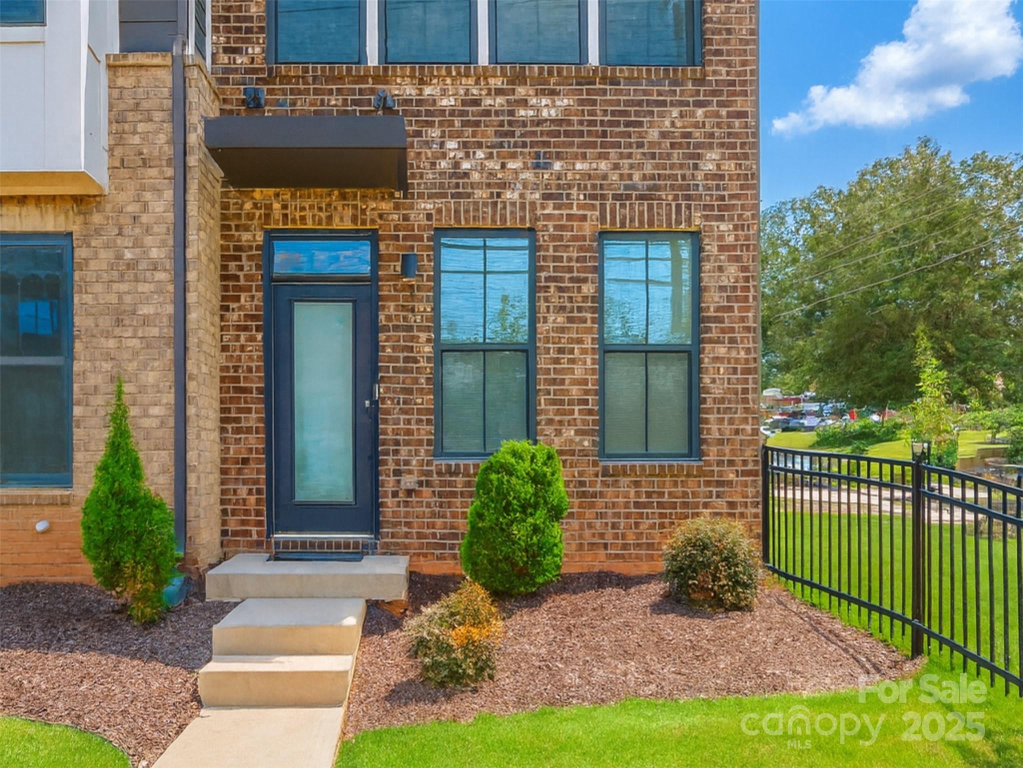 3739 S Tryon Street, Charlotte, NC. property listing photo